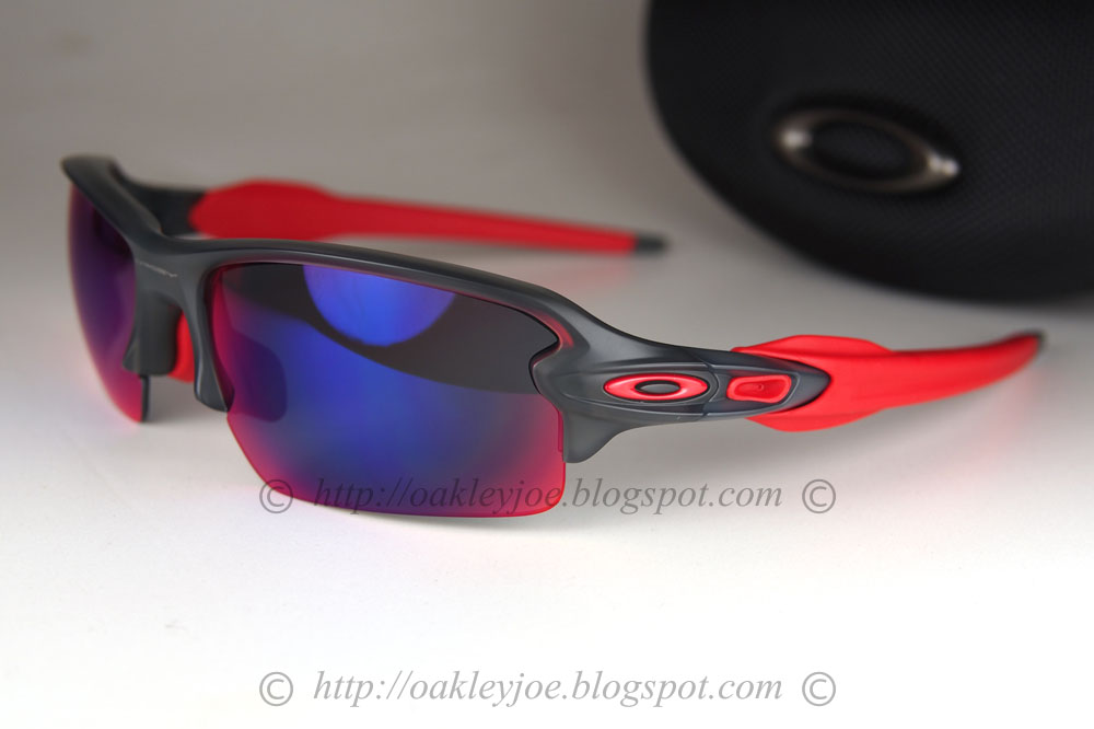 oakley black iridium polarized women's oakley black iridium polarized women's